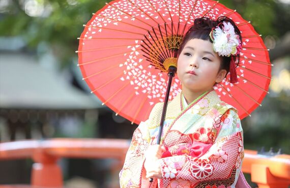 幸せを祈る古式ゆかしい伝統のお宮参り姿を写真に残しませんか | 下松の撮影スタジオ・Atelier Lien